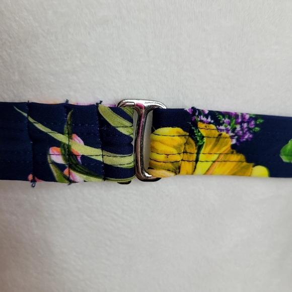 Kona Sol Adjustable Straps, Size M, Tropical Floral 🤩 - Picture 7 of 12